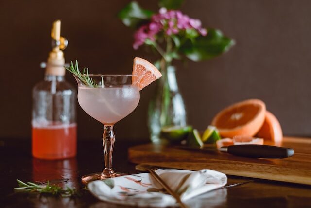 Ignite Your Taste Buds with a Smoky Paloma Mezcal Cocktail