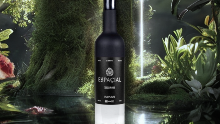 TEQUILA ESPAÇIAL Blanco 750ml: A Pure and Authentic Tequila Experience