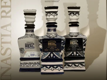 Discover the Essence of Tradition—Sip Dinastía Real Tequila Today.